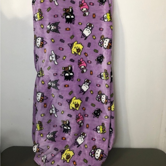 Hello Kitty Purple Halloween Blanket NEW Throw Kuromi Pompompurin - Picture 2 of 3